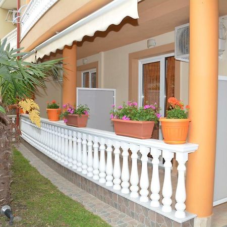 Villa Tasos Olympiakí Aktí Екстериор снимка
